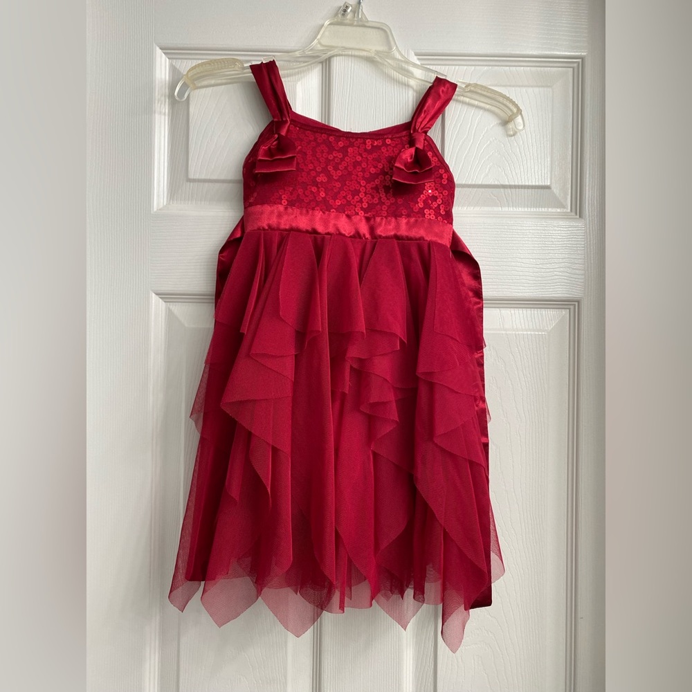 Girl size 5 dress Biscotti